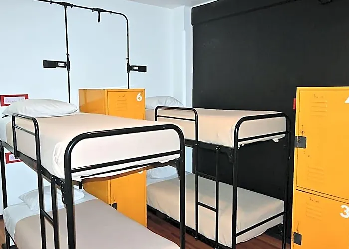 Hostel Mundo Joven Catedral *