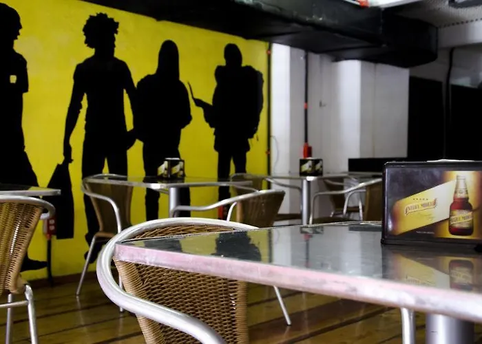 Hostel Mundo Joven Catedral *